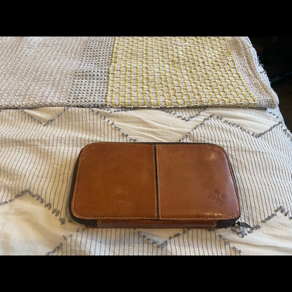 Patricia nash wallet